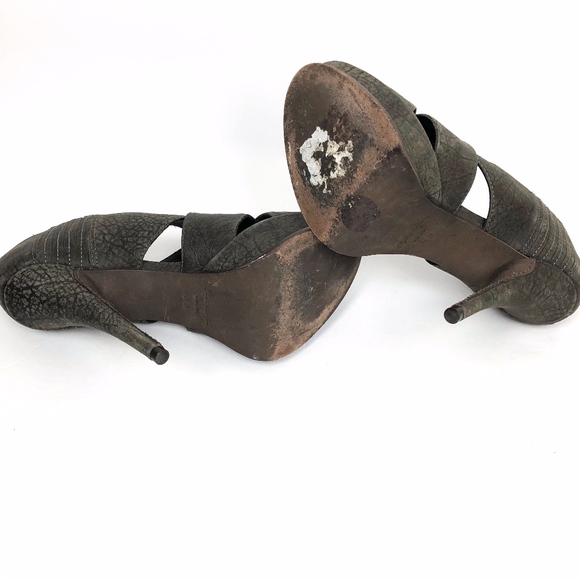 Elizabeth and James Platform Heels - Picture 6 of 6